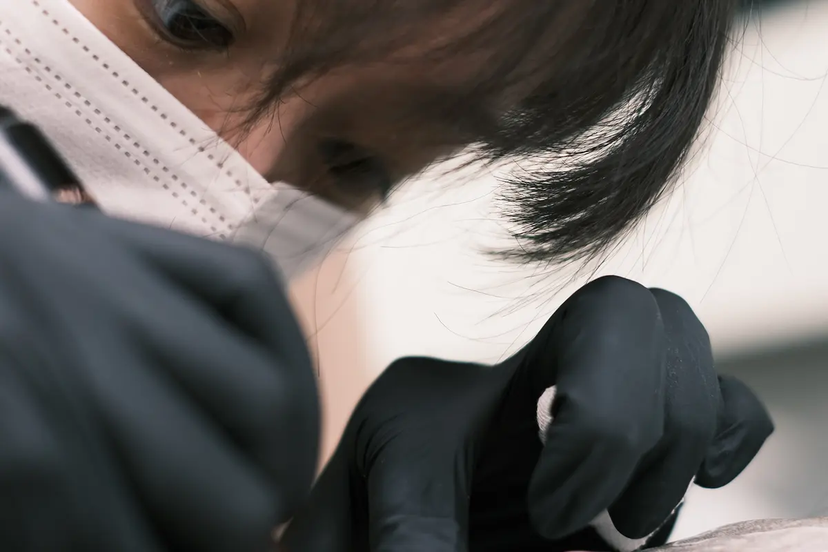 機器飄眉服務示意